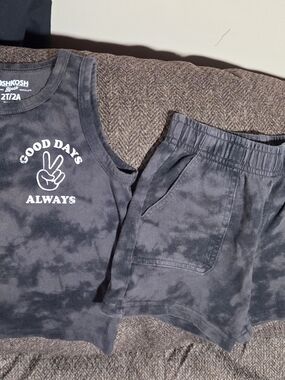 OshKosh B'gosh Kids Black Tie-Dye Shorts